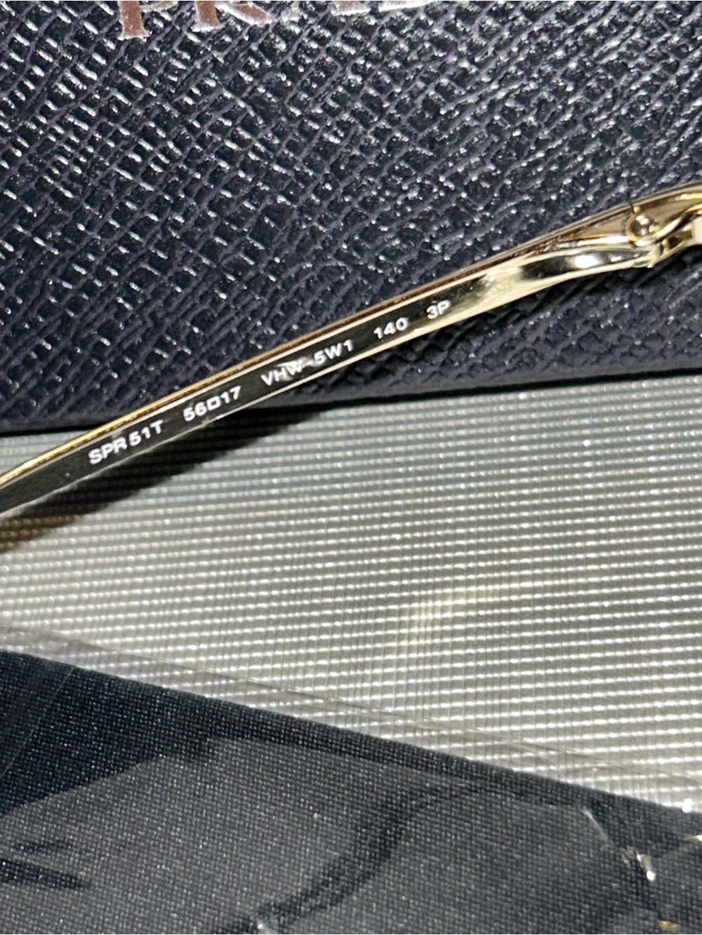 Prada sunglasses - Picture 4 of 5